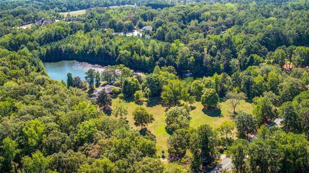 445 Hembree Road - Photo 1