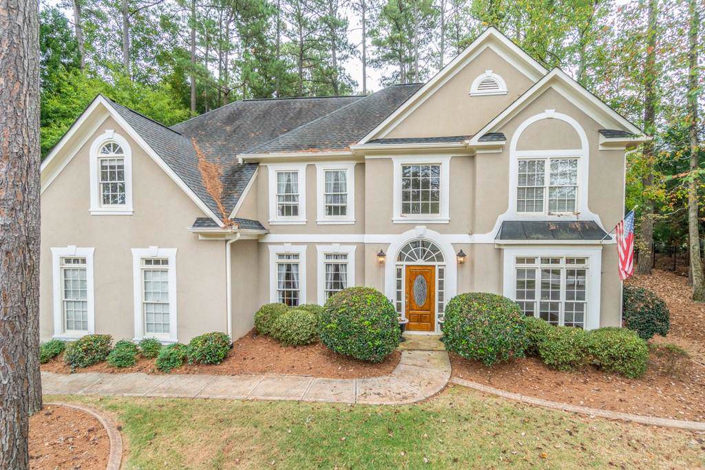 1602 Greenview Court - Photo 1