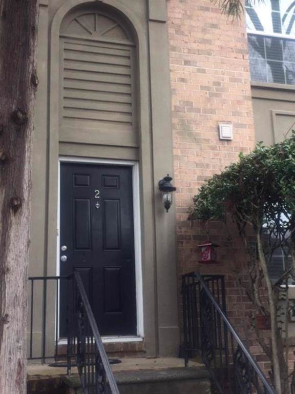 6980 Roswell Road - Photo 1
