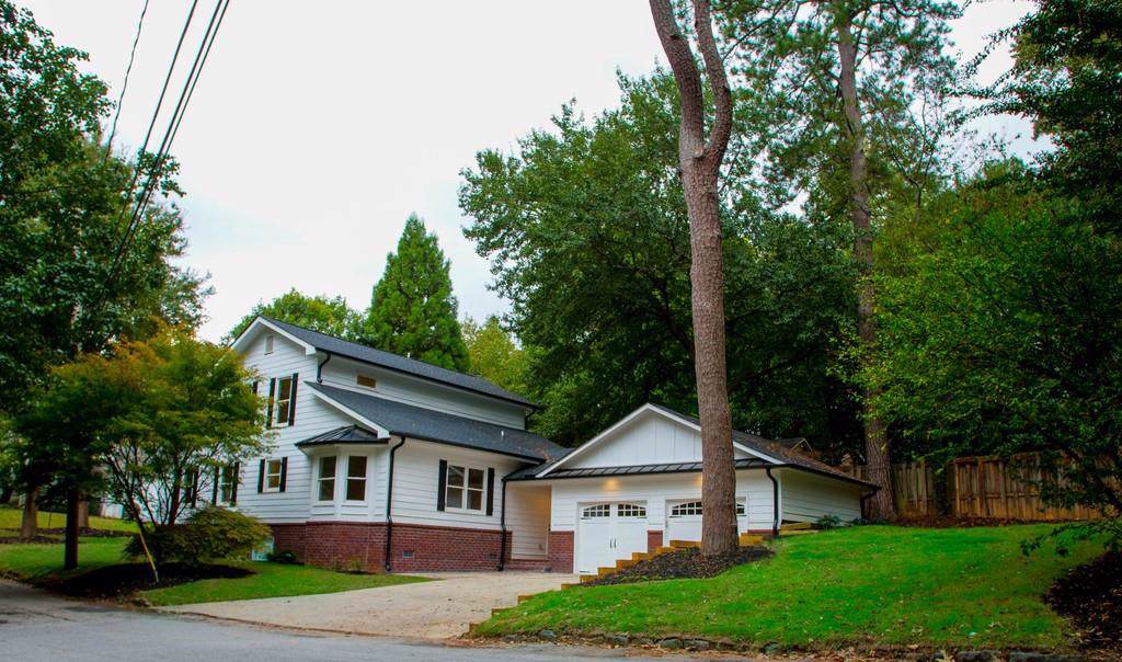 1077 Mantissa Street - Photo 1