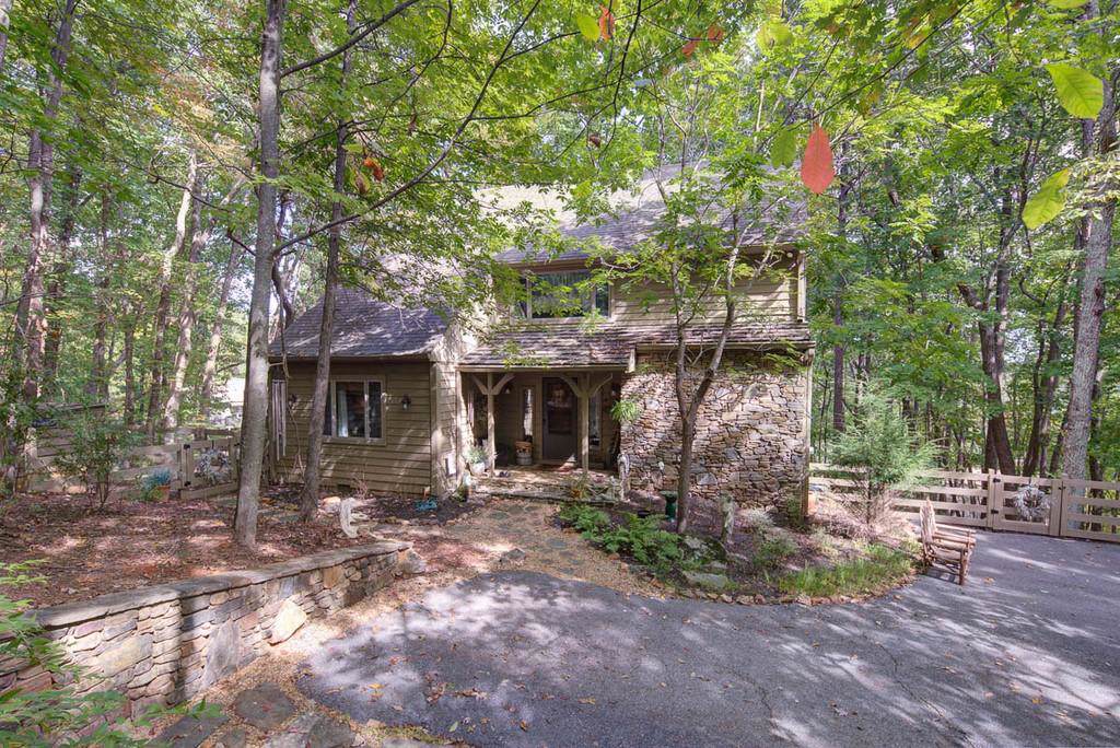 120 Petit Ridge Drive - Photo 1