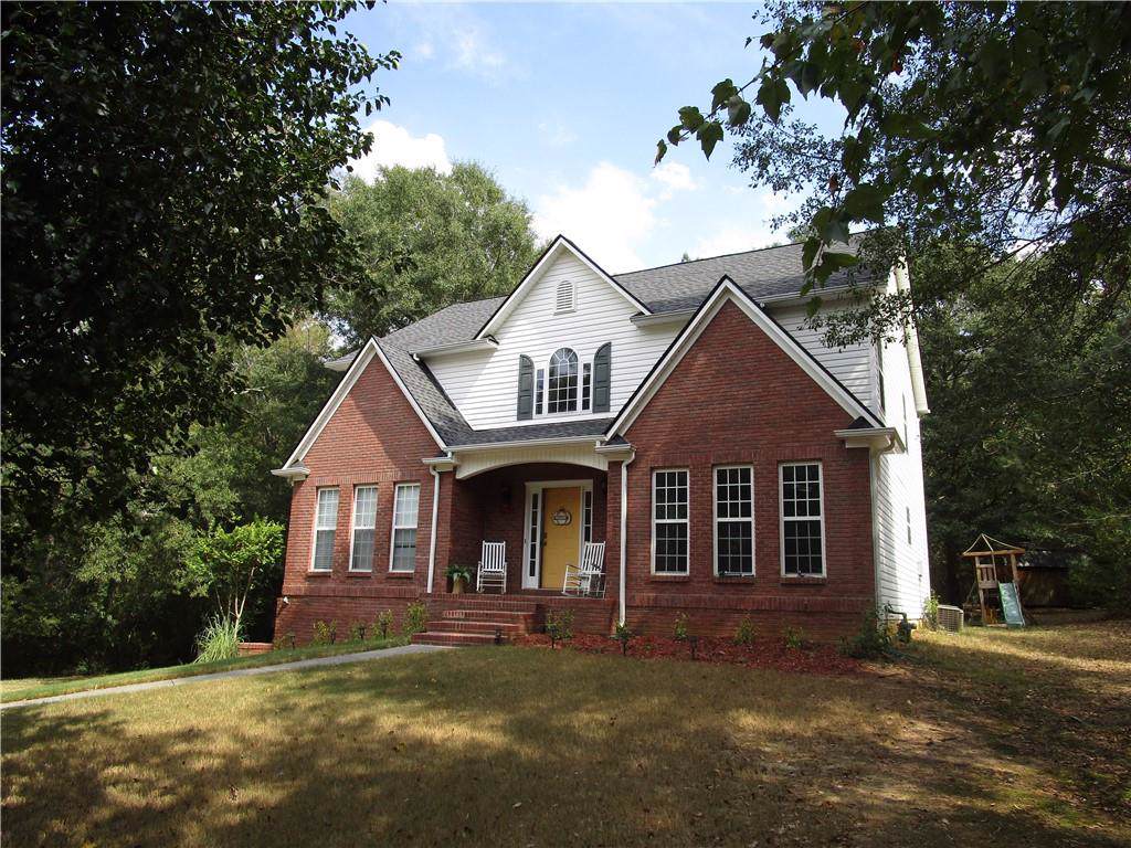 118 Hunter Drive - Photo 1