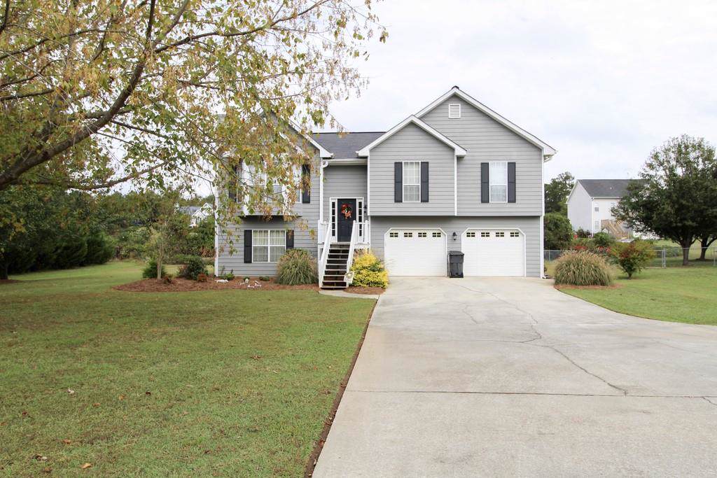 726 Calloway Drive - Photo 1