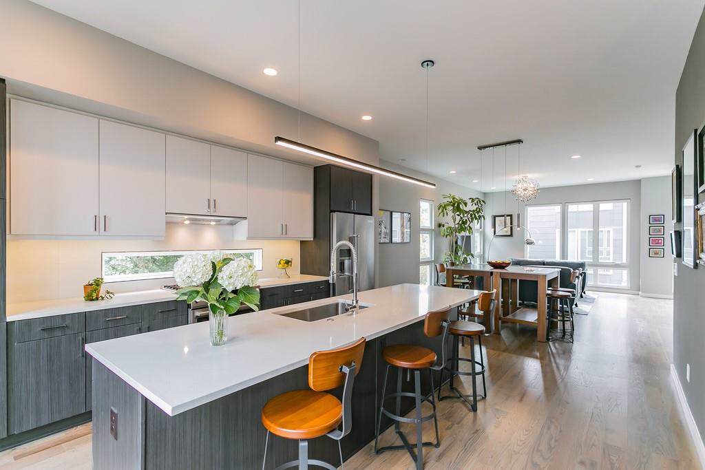 1463 La France Street - Photo 1