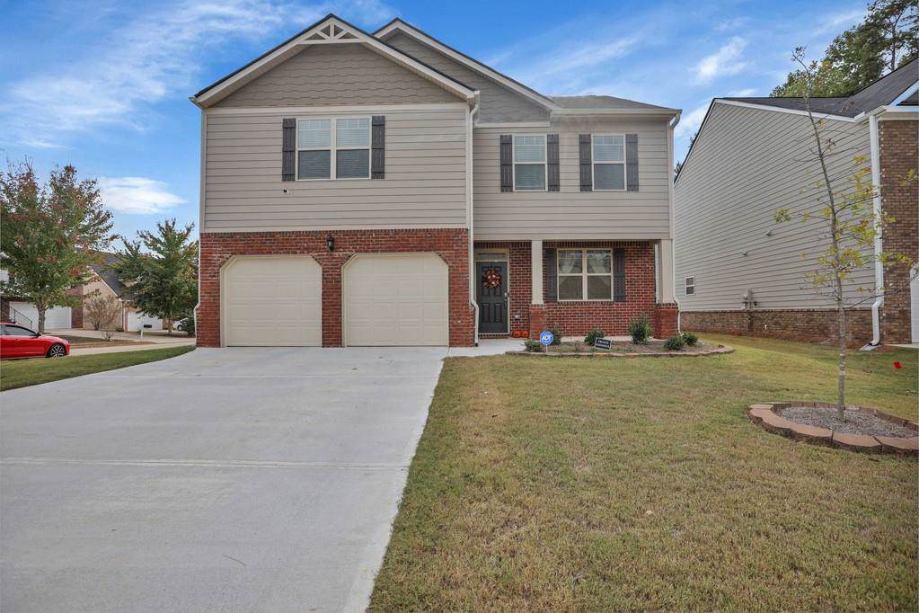1503 Dunniston Drive - Photo 1
