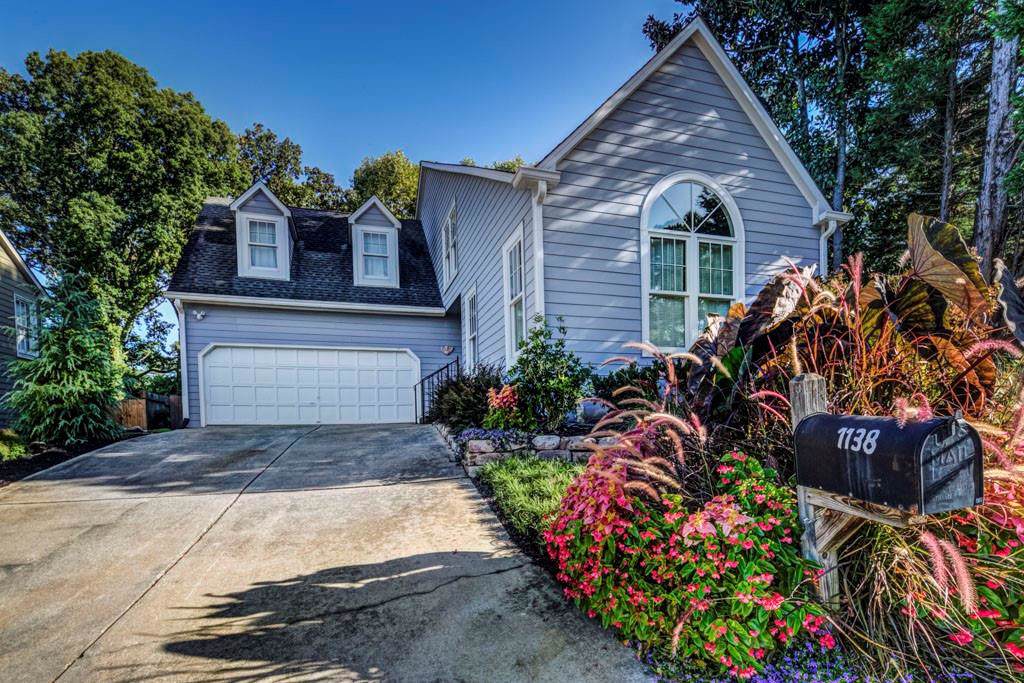 1138 Dunbarton Trace - Photo 1