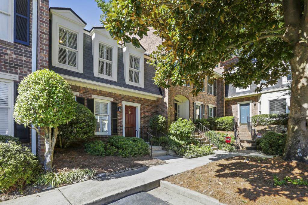 18 Jefferson Hill Place - Photo 1