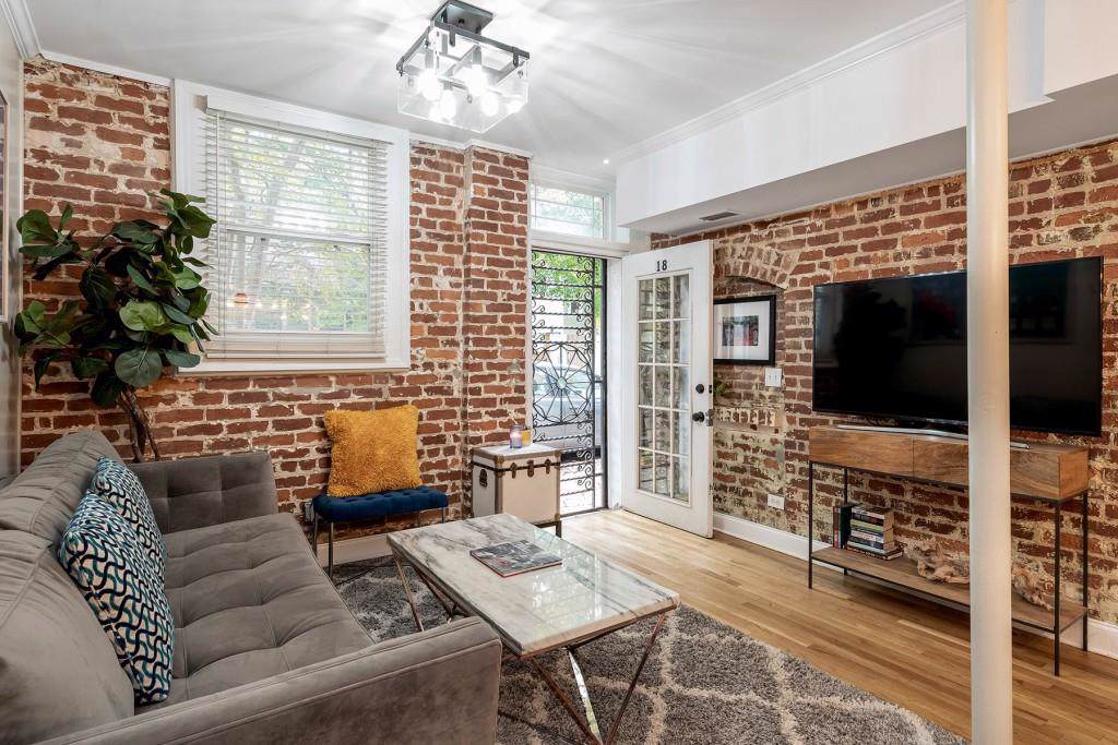968 Saint Charles Avenue - Photo 1