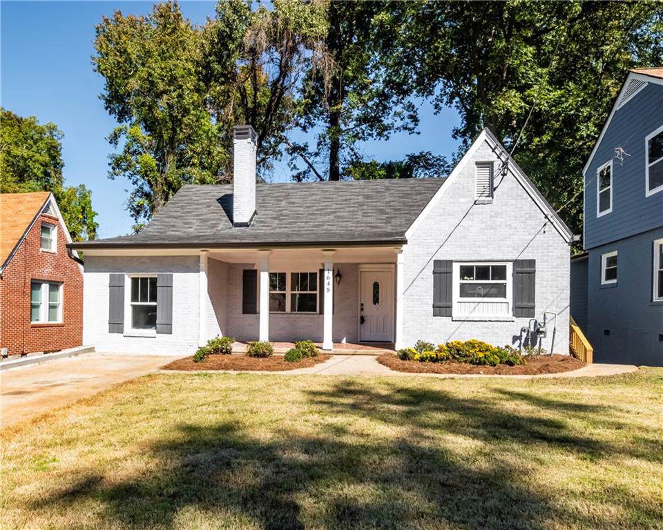 1645 Emerald Avenue - Photo 1