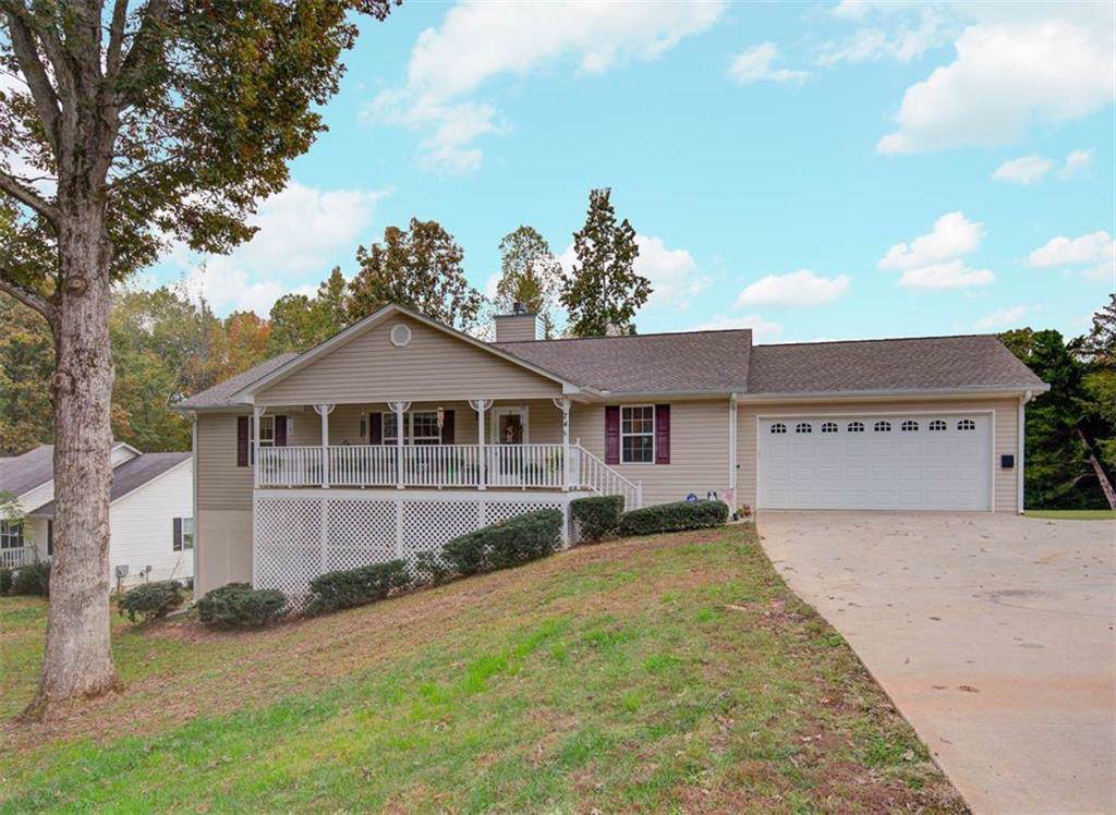 74 Eastgate Drive - Photo 1