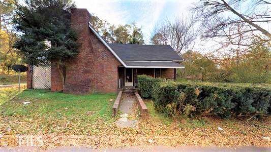 204 Elm Street - Photo 1