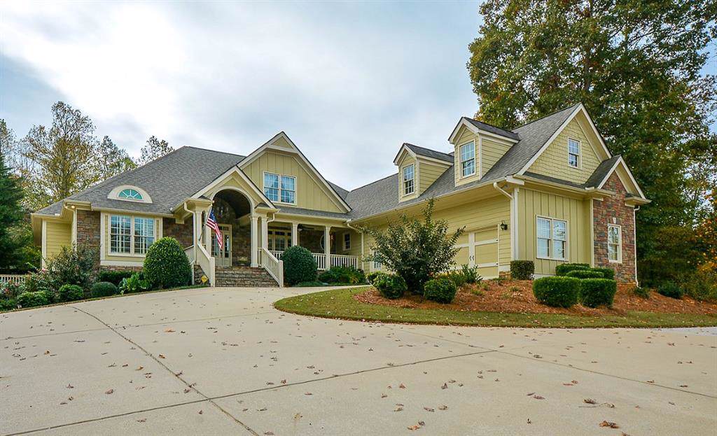 305 Eagle Crest Court - Photo 1