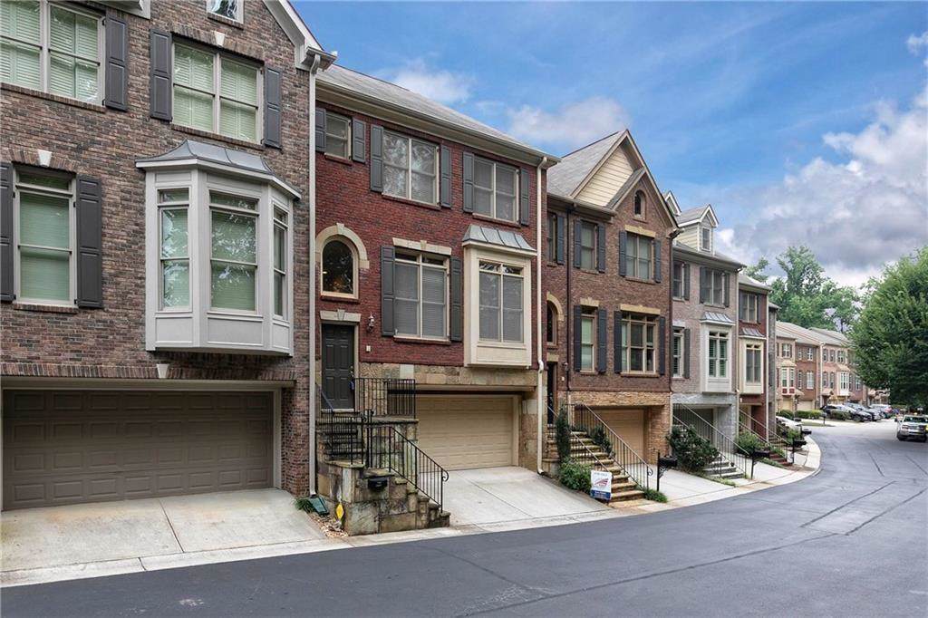 5565 Julian Place - Photo 1