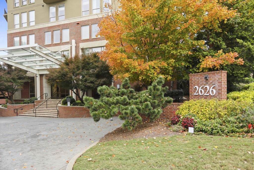 2626 Peachtree Road - Photo 1