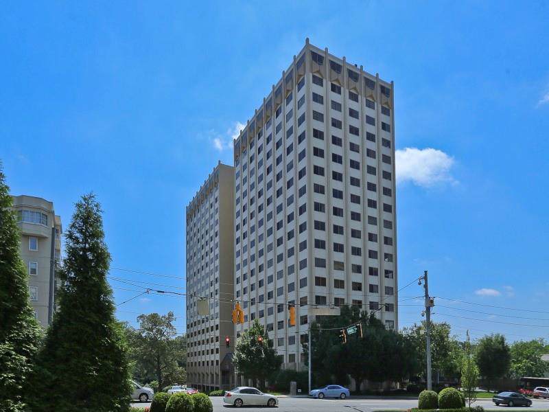 2479 Peachtree Road - Photo 1