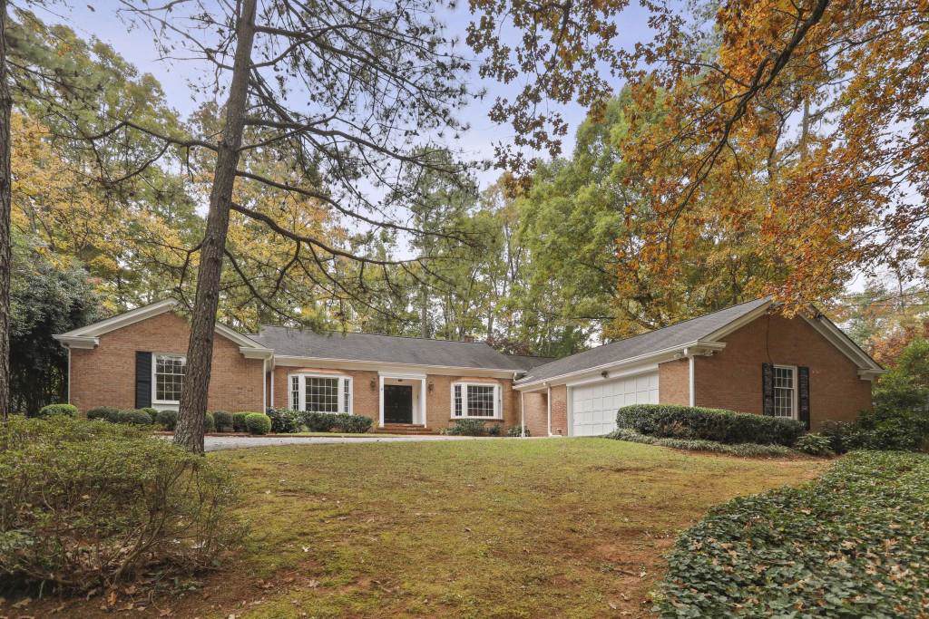 70 River Court Parkway - Photo 1 70 River Court Parkway - Photo 1