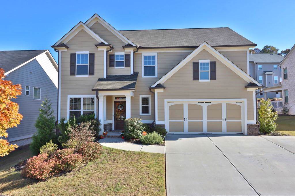 472 Holmes Drive - Photo 1