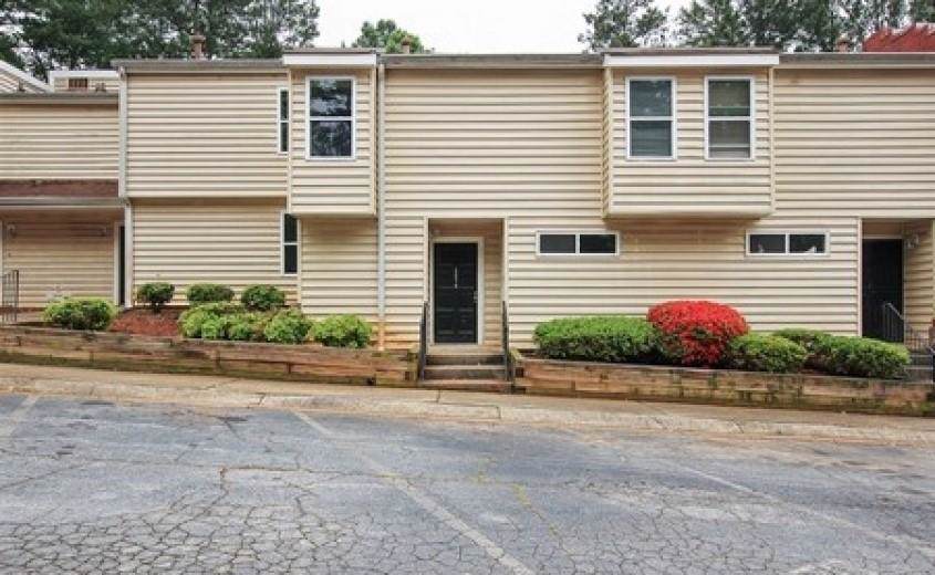 2090 Oak Park Lane - Photo 1
