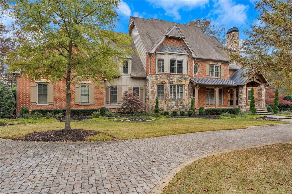 880 Foxhollow Run - Photo 1