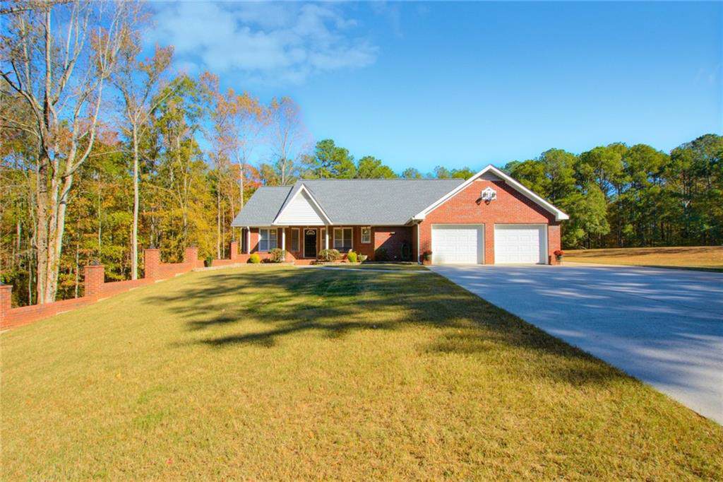 1440 Daniel Road - Photo 1