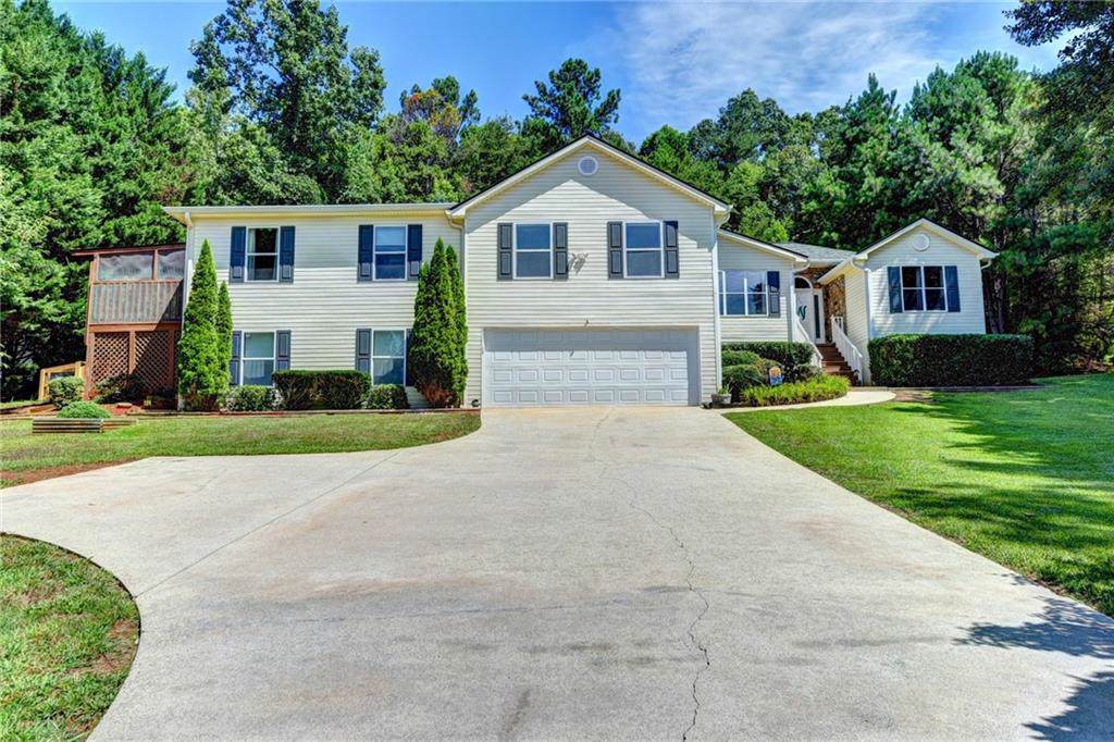3322 Banks Mountain Drive - Photo 1