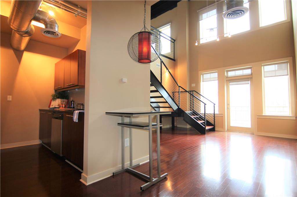 264 19th Street - Photo 1