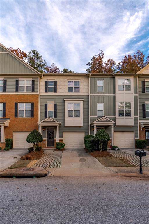 1752 Oakbrook Lane - Photo 1