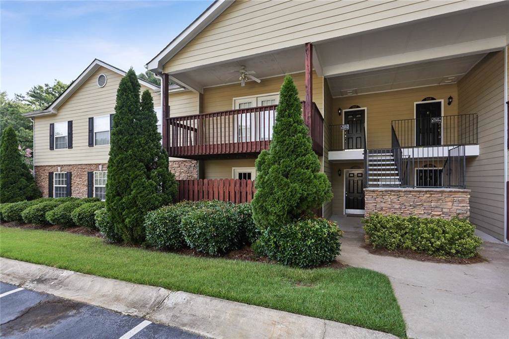 105 Brighton Point - Photo 1