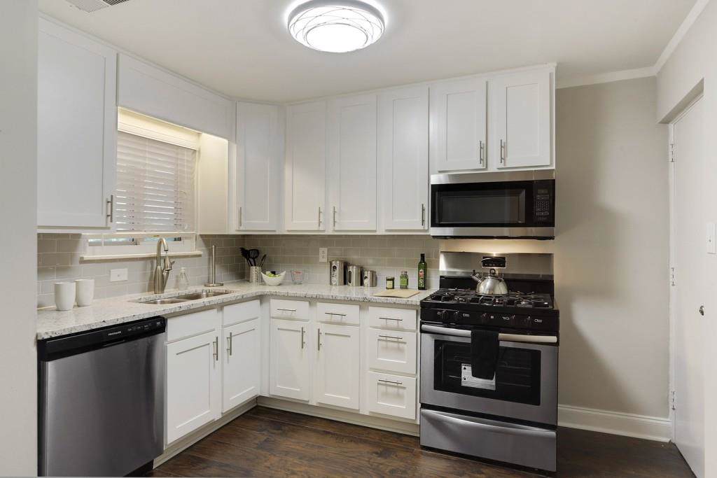 346 Carpenter Drive - Photo 1