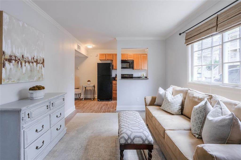798 Saint Charles Avenue - Photo 1
