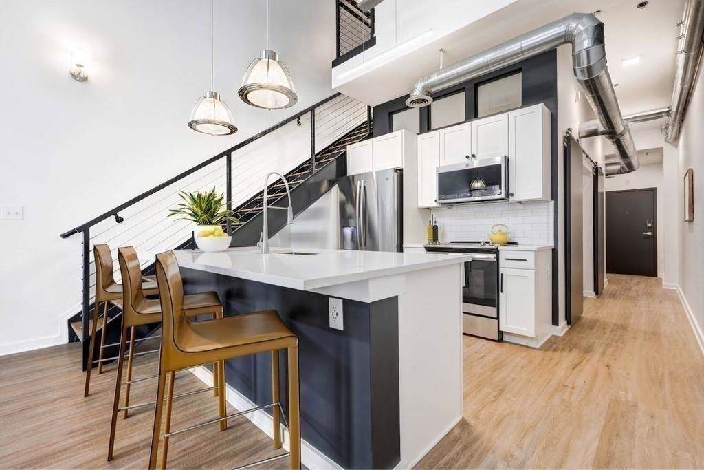 260 18th Street - Photo 1