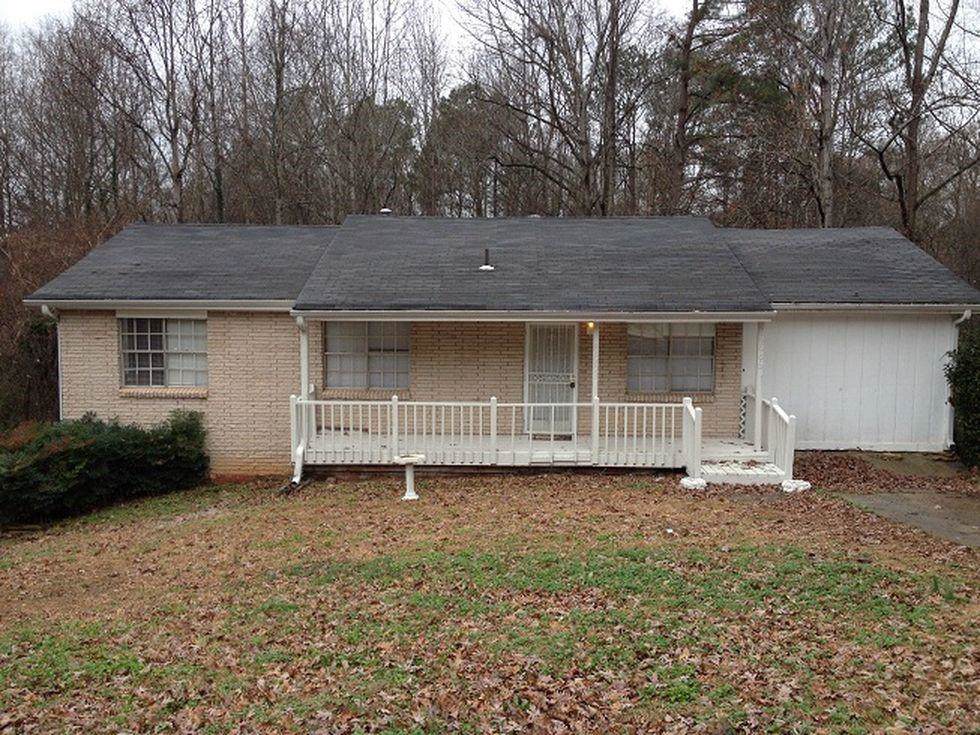 6689 Cambridge Drive - Photo 1