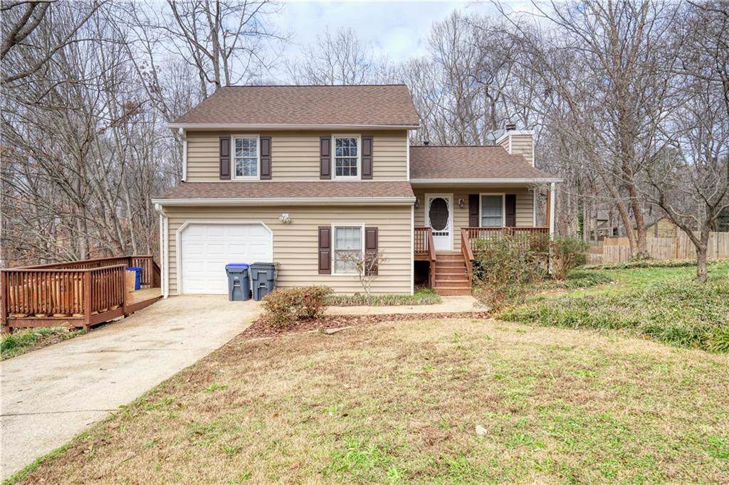 111 Chantilly Lane - Photo 1