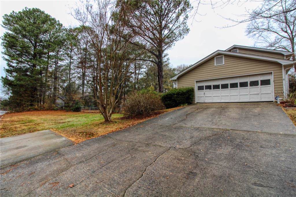 3695 Sweet Briar Lane - Photo 1
