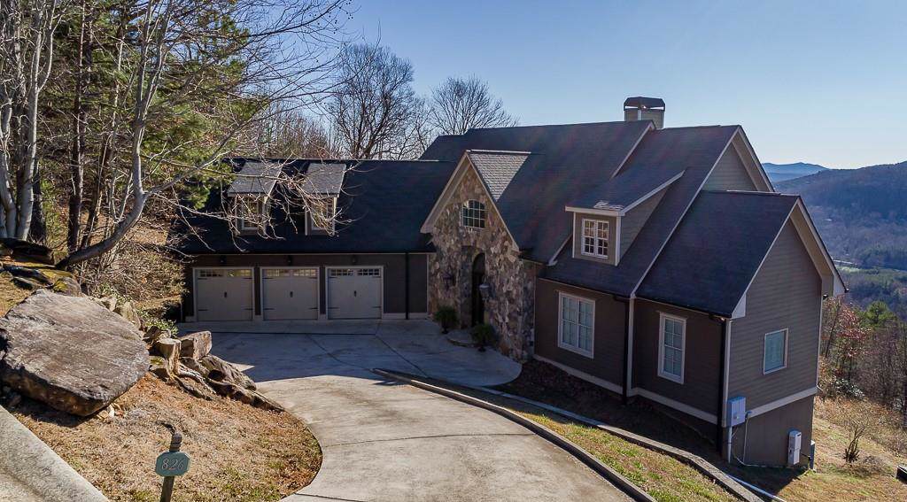 826 Starlight Drive - Photo 1