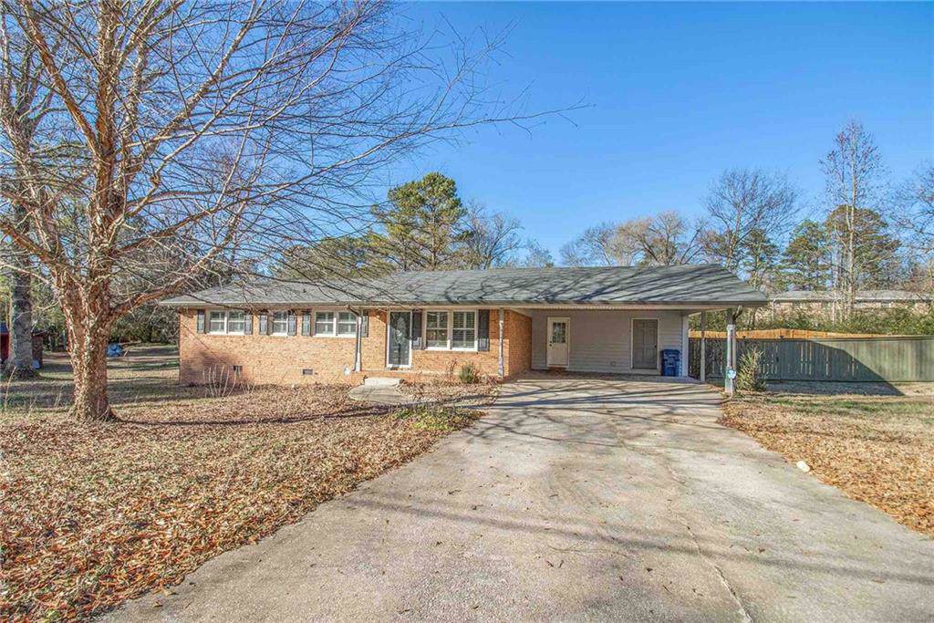 210 Briarwood Drive - Photo 1