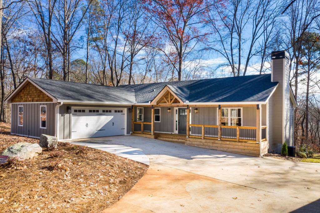 8960 Browns Bridge Road - Photo 1