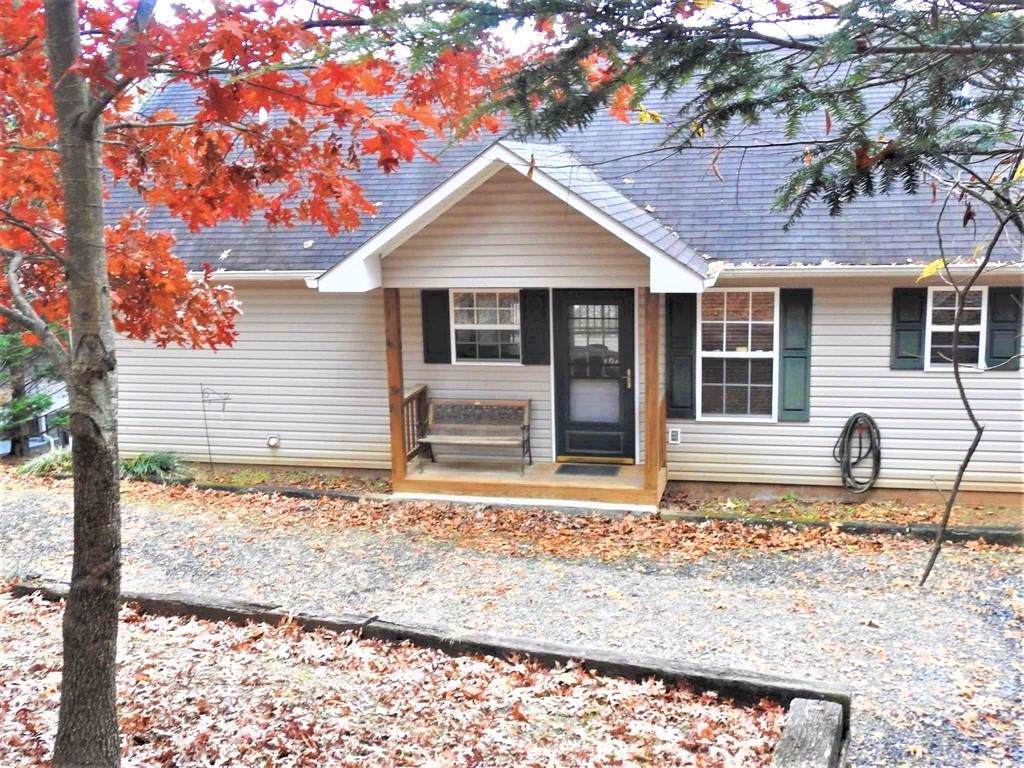 1126 Happy Top Lane - Photo 1