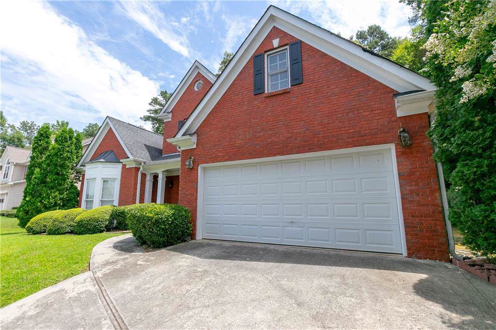 282 Harbor Pointe Drive - Photo 1