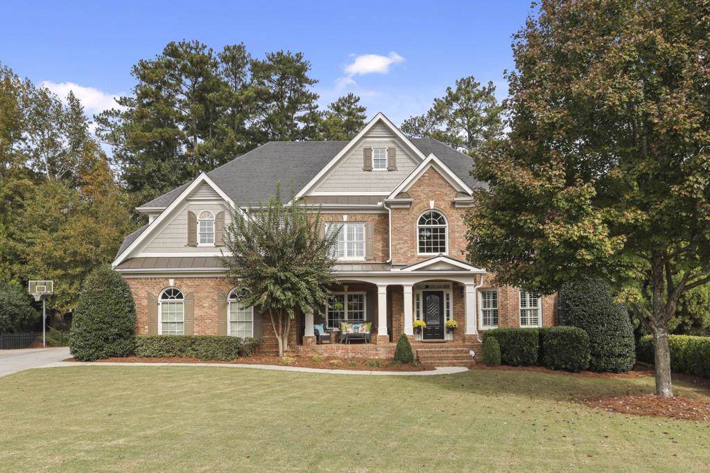 185 Amberly Place - Photo 1