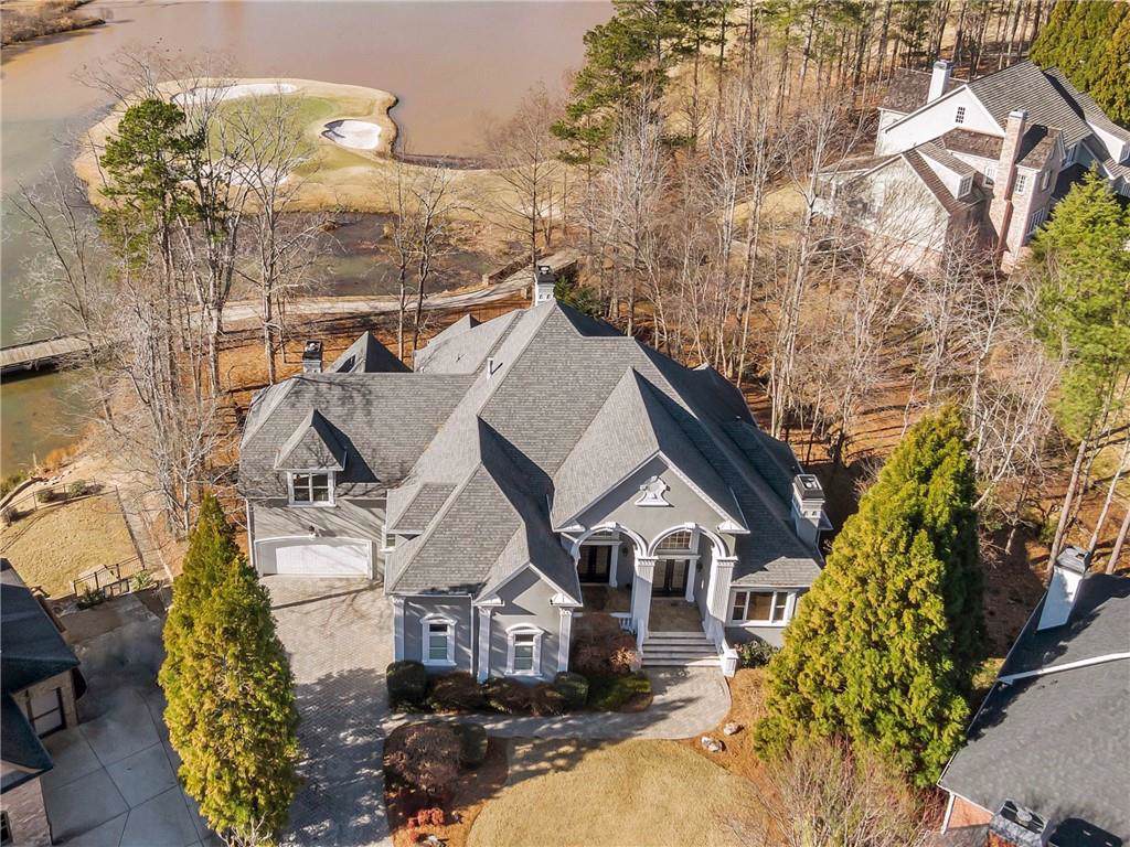 1075 Autumn Close - Photo 1
