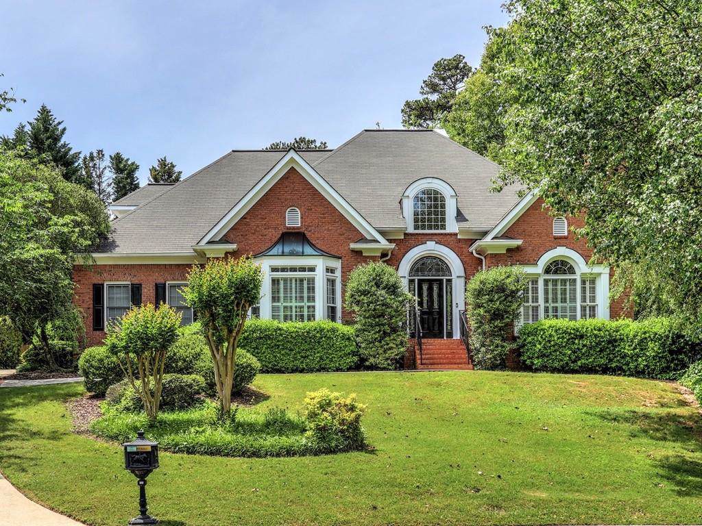 233 Webney Drive - Photo 1