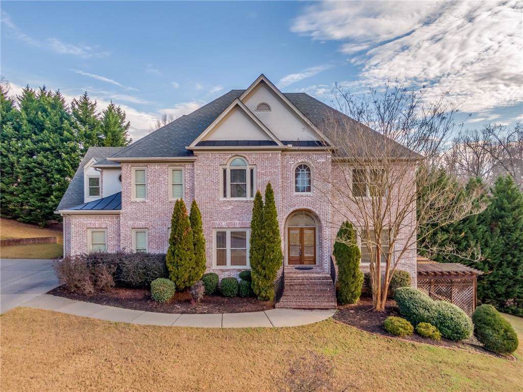 945 Chateau Forest Road - Photo 1