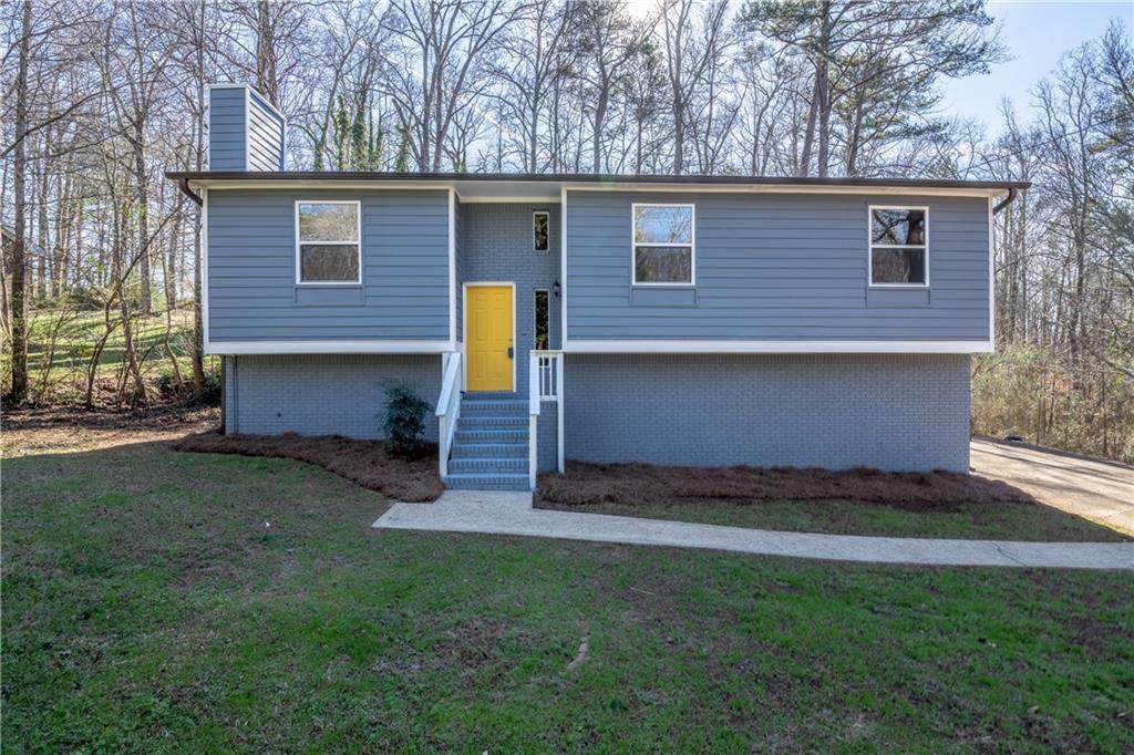 6165 Queens Road - Photo 1