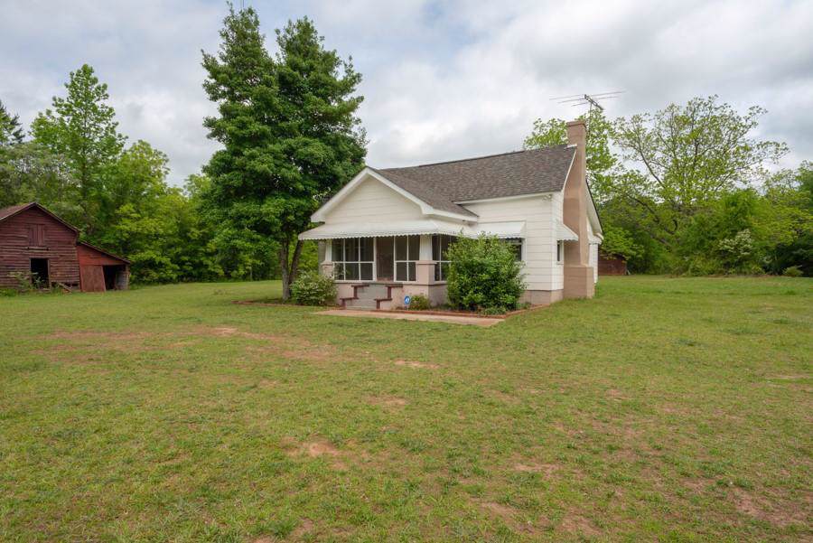 1051 Snapping Shoals Road - Photo 1