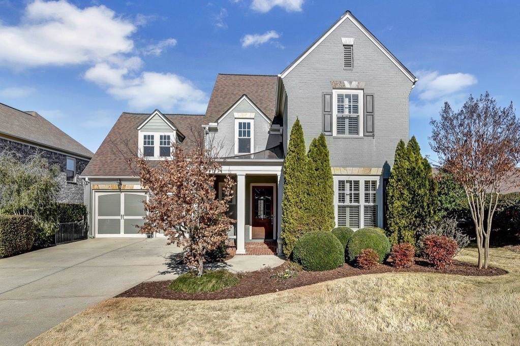 502 Five Oaks Lane - Photo 1