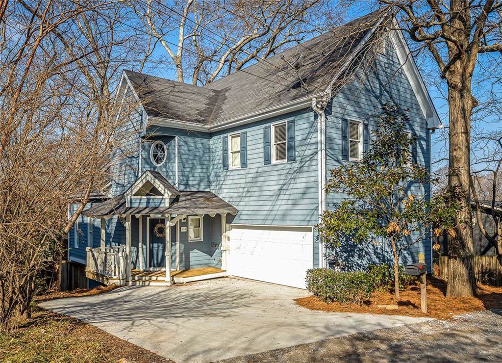 454 Hillcrest Avenue - Photo 1
