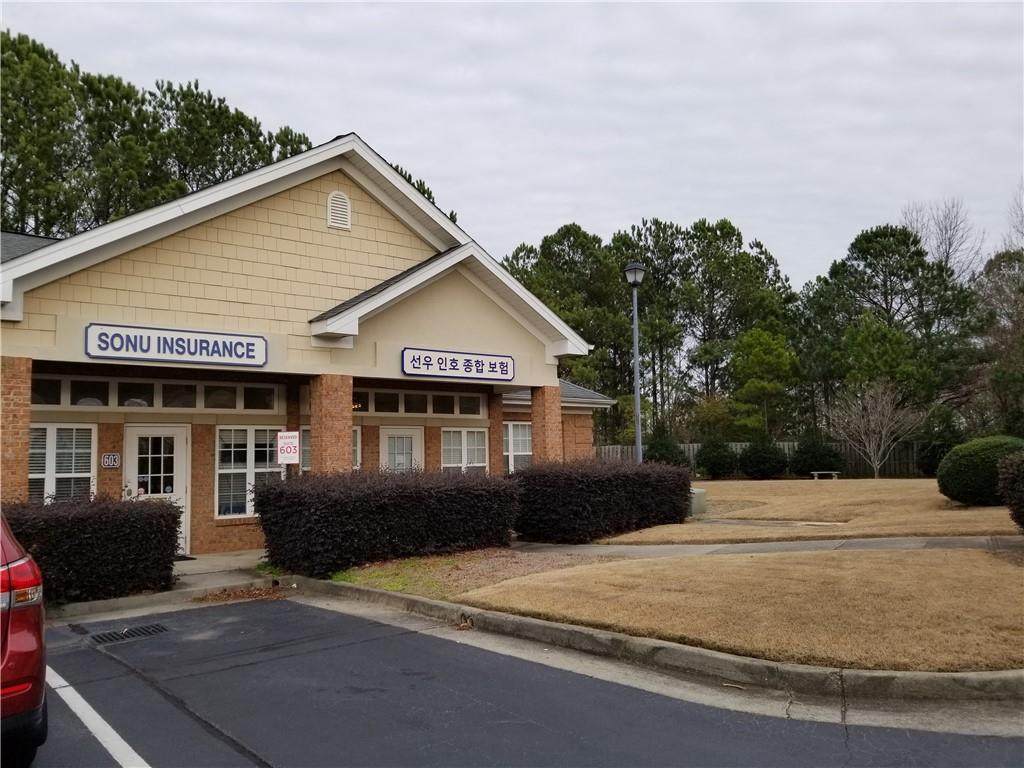 3460 Summit Ridge Parkway - Photo 1