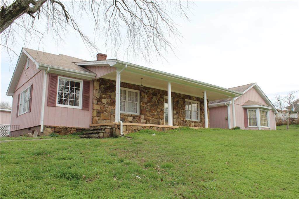 917 Atlanta Highway - Photo 1