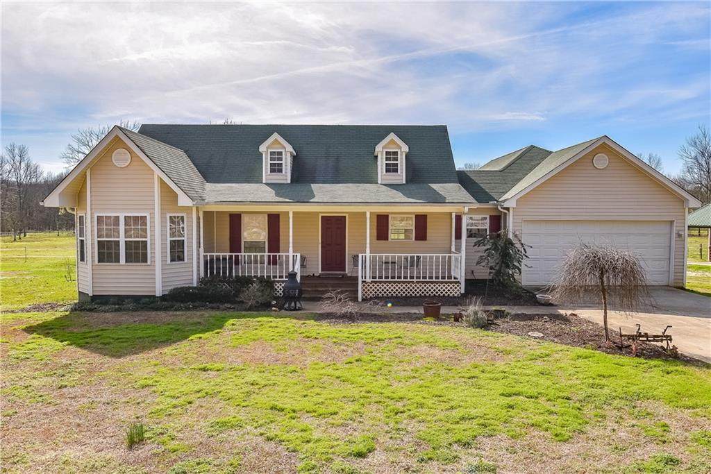 4484 Peckerwood Road - Photo 1